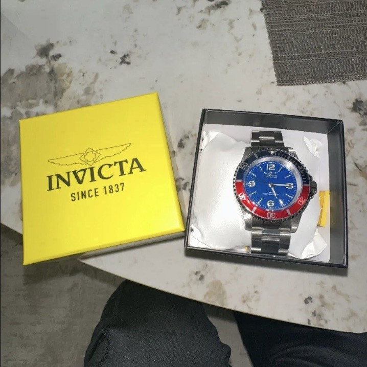 Invicta Pro Diver Quartz Watch 43mm Blue Dial Pepsi Bezel