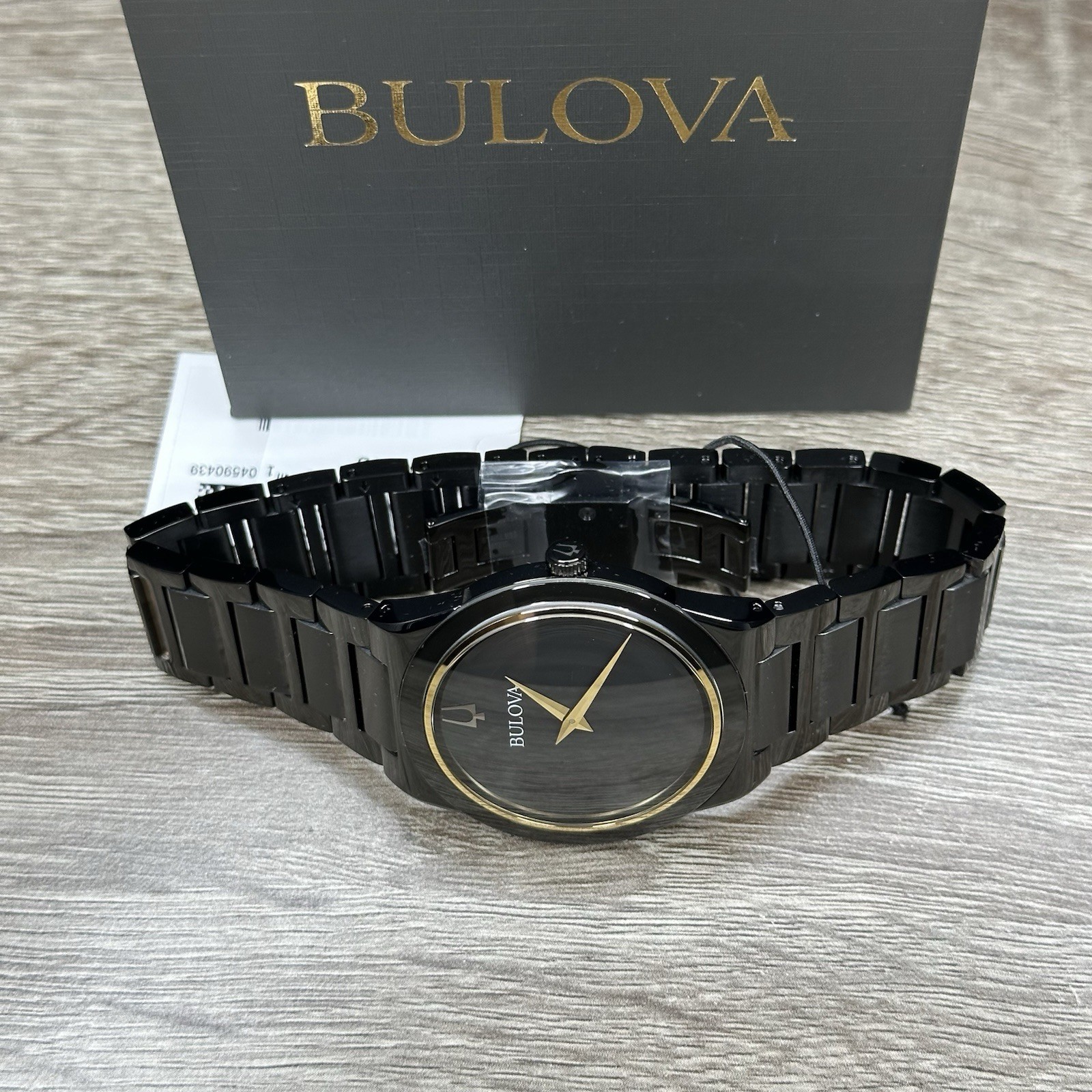 NEW✅$650✅ Bulova Millennia Slim Elegant Black Stainless Steel Men’s Watch 98A313