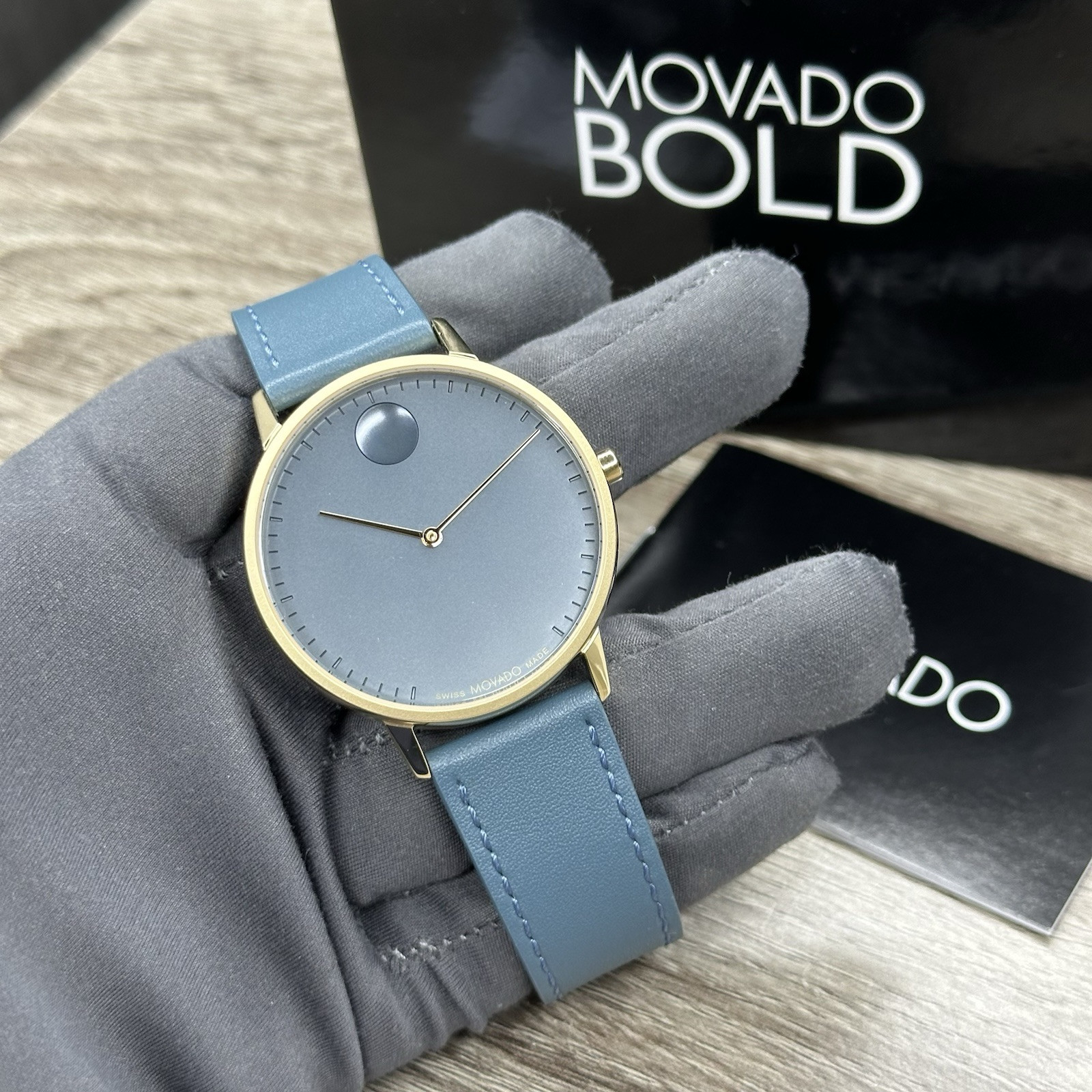NEW✅SWISS✅ Movado FACE Gray Dial Teal Blue Leather 41mm Gold Men’s Watch 3640124