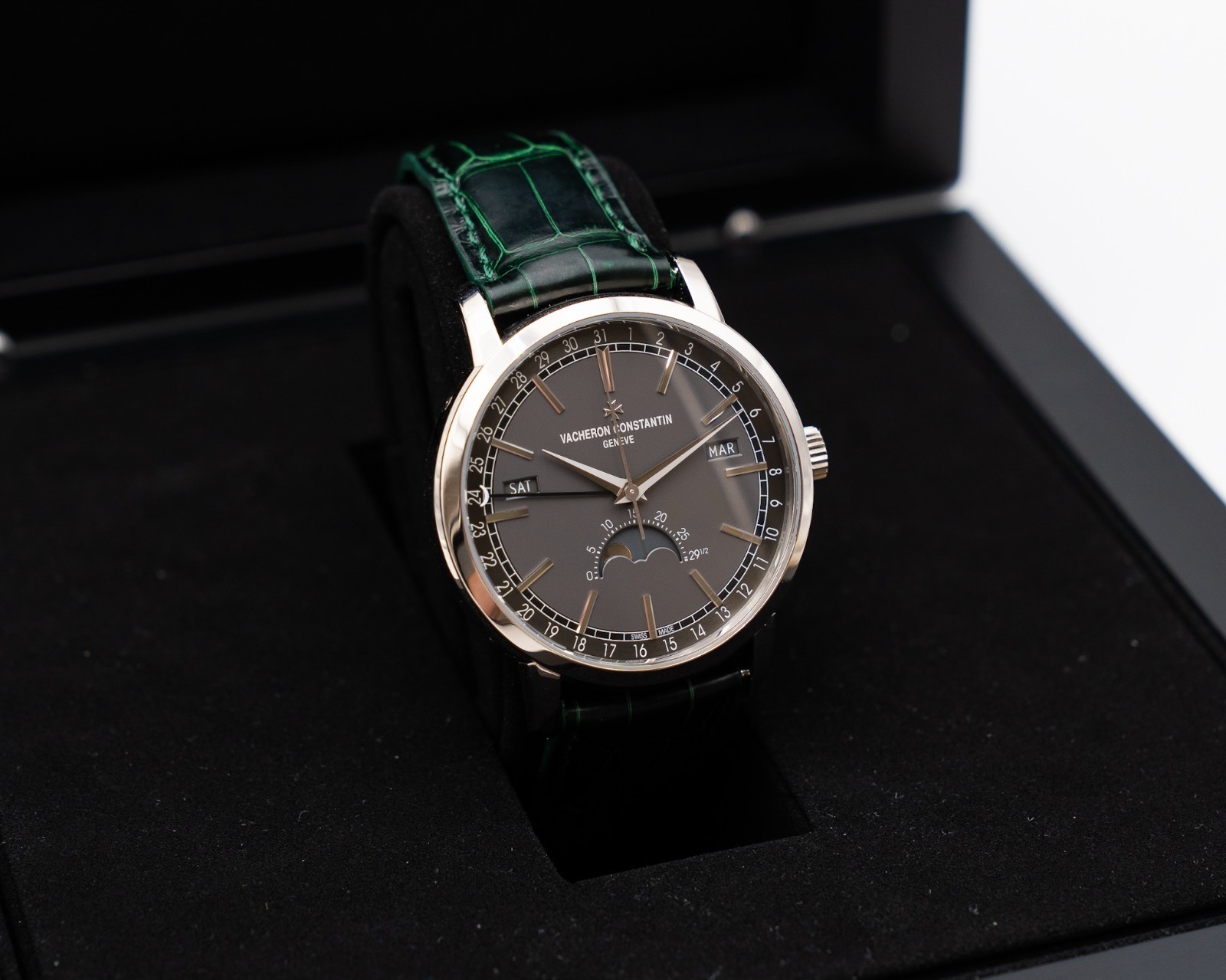 Vacheron Constantin 4010T Traditionnelle Complete Calendar 2022