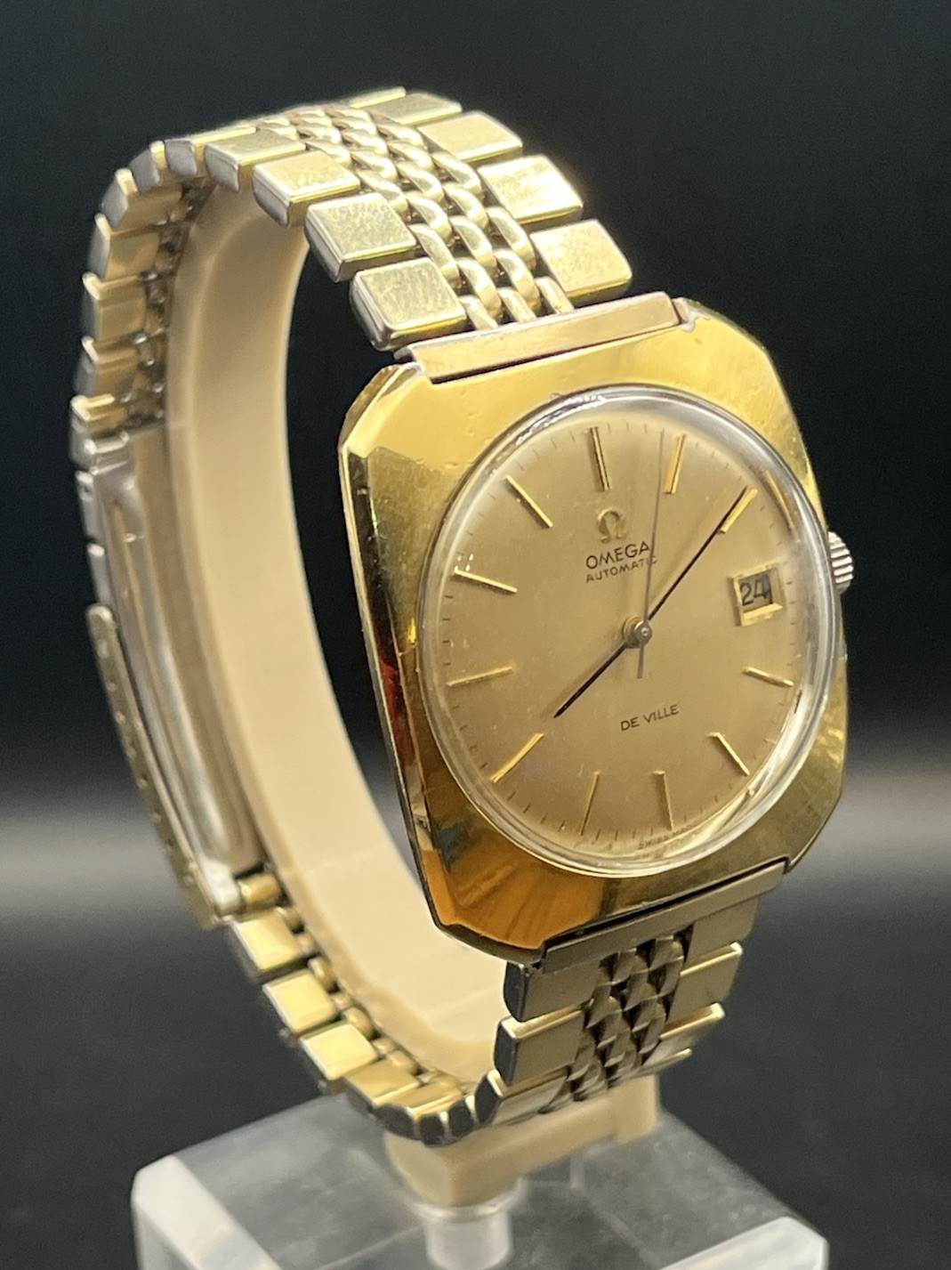 Vintage Omega De Ville, Automatic, w/ Date, Original Rice-Bead Bracelet ~ 1970