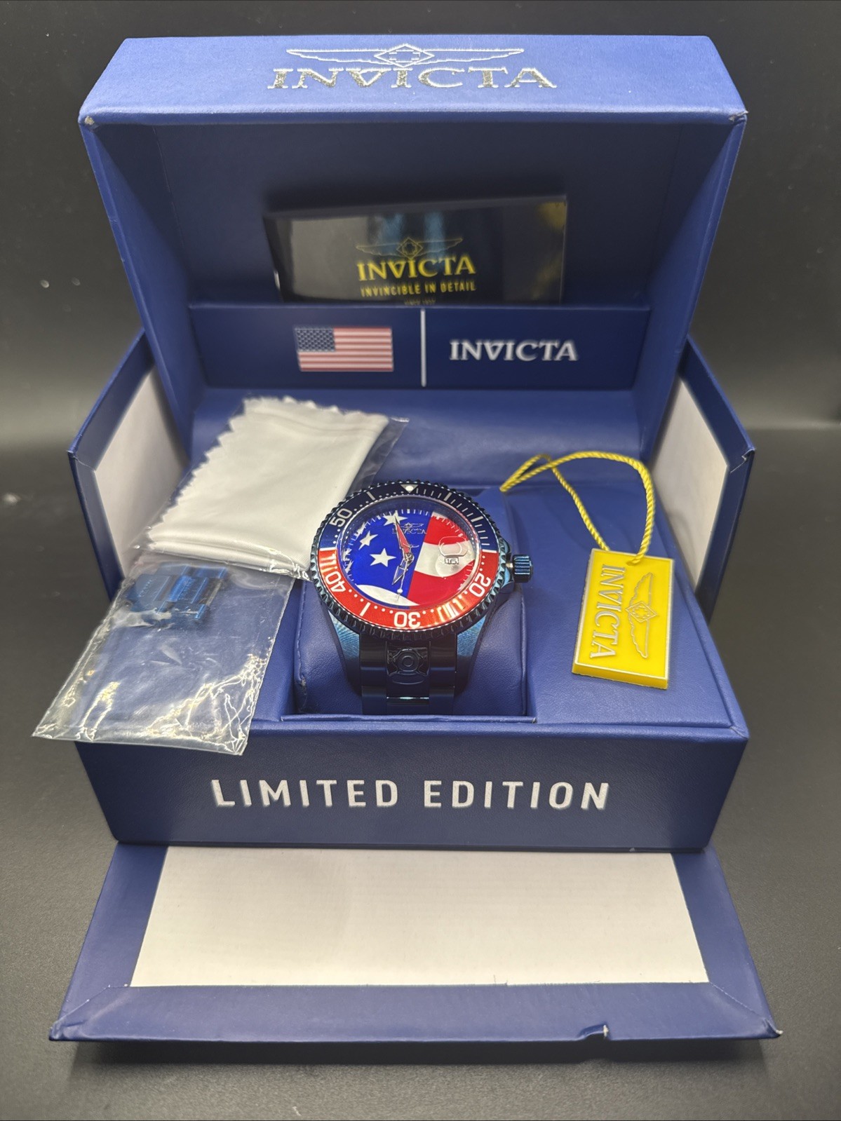 Invicta Pro Diver Auto Men’s 27964 American Flag Dial Limited Watch 537/1776