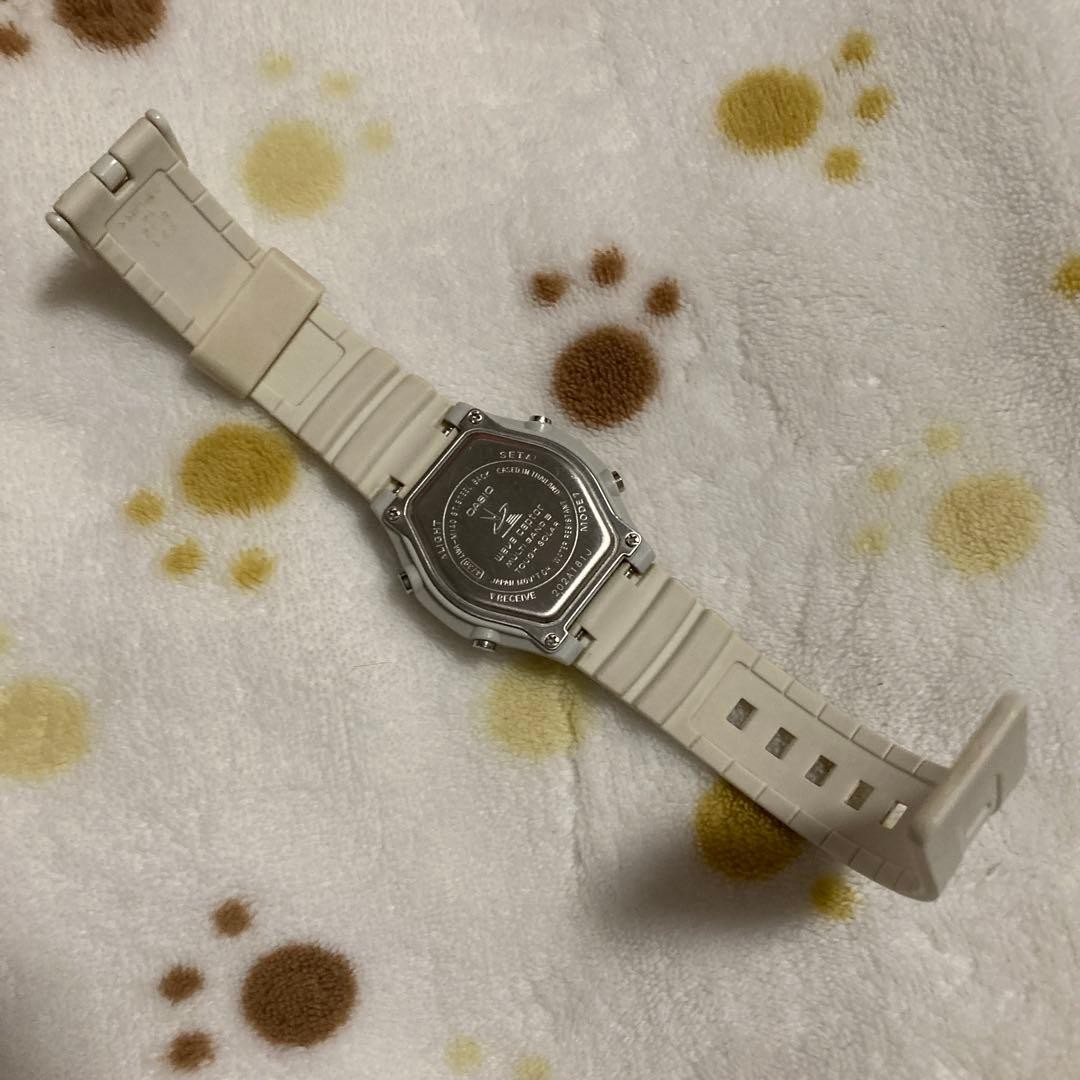Casio Wave Ceptor Radio-Controlled Solar Watch for Women LWA-M142