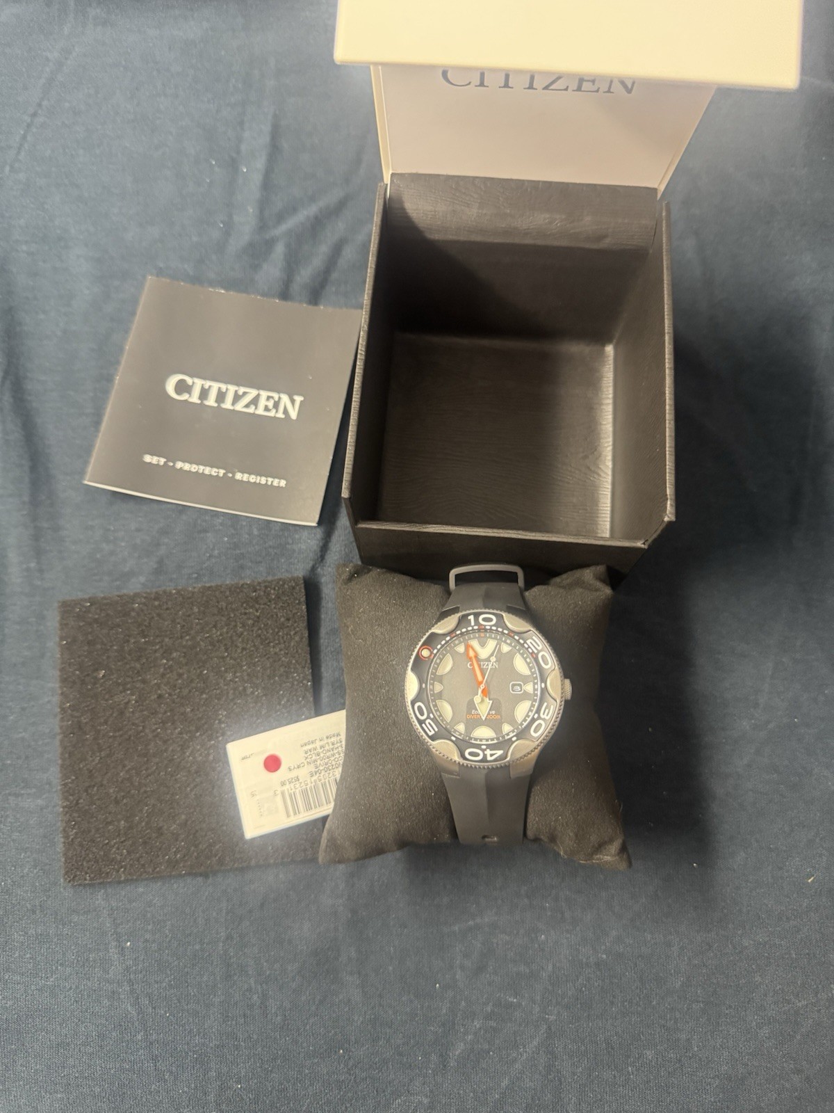Citizen Eco Drive Pro master BN0230-04E unworn Box And Papers Made In Japan