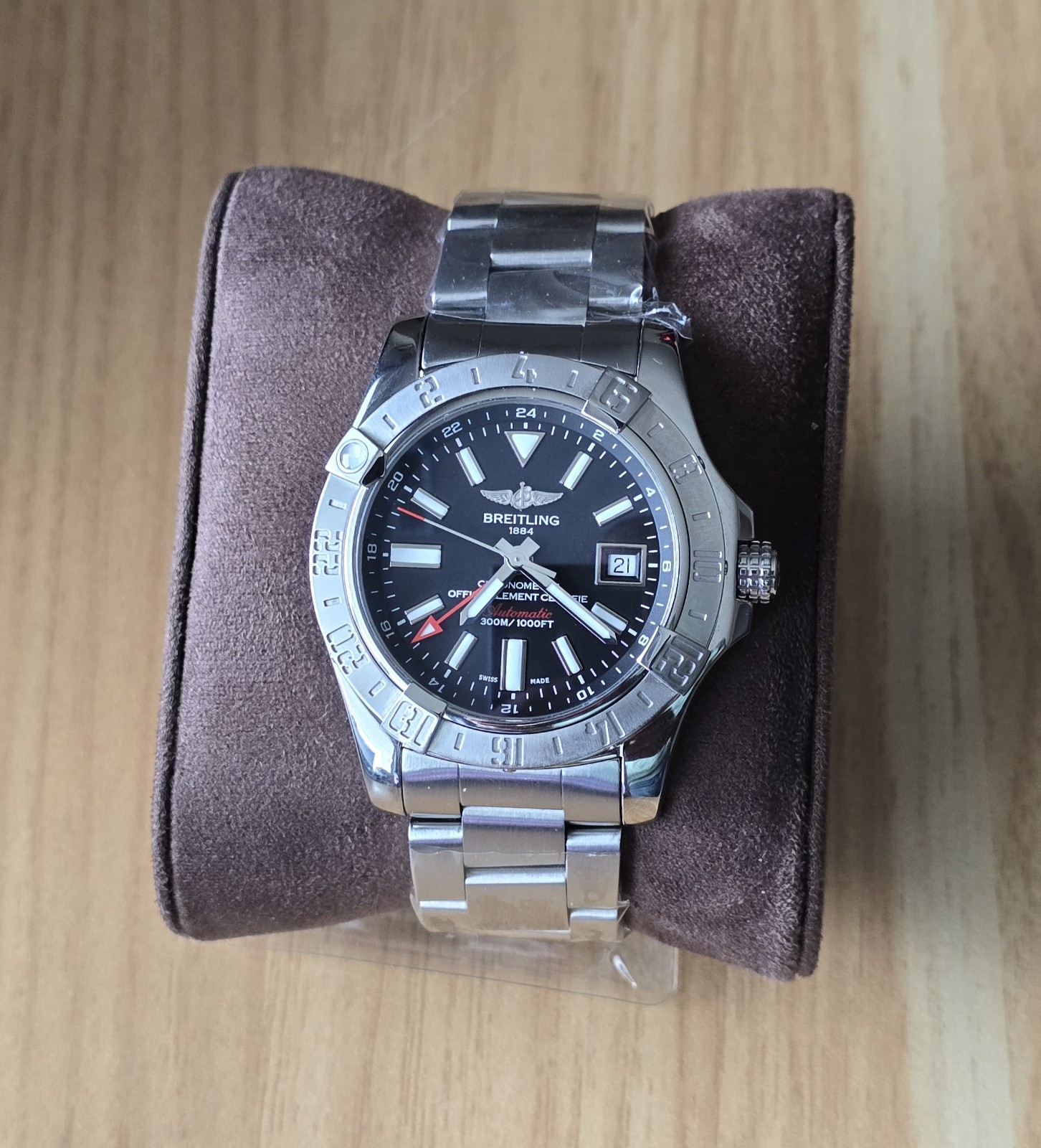 Breitling Avenger II GMT