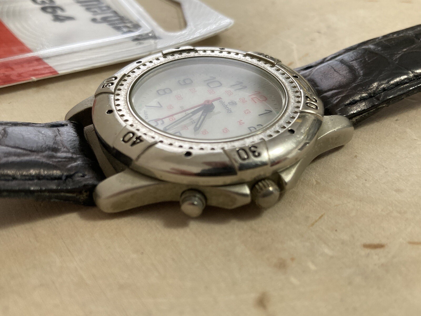 VTG Celebrity Glo-Quartz Backlit #6N30 Unadjusted Silver/Black Leather Watch