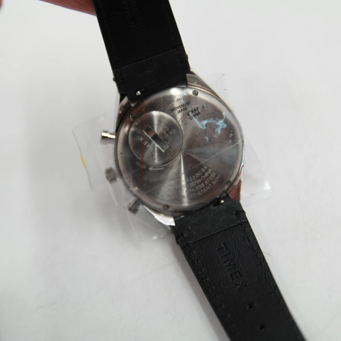 Timex Q Chronograph Quartz Black Dial Men’s Watch TW2V42700 Luxury Wristwatch.