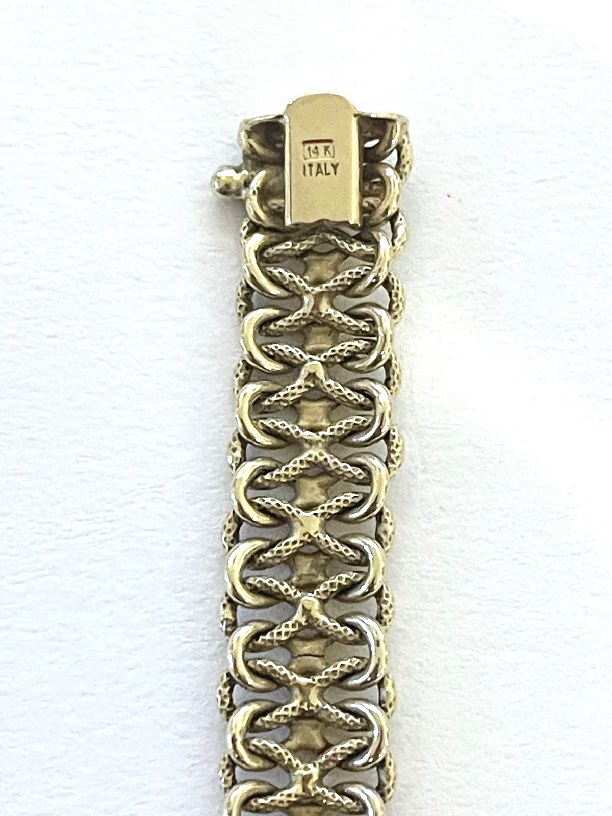 Stunning Vintage Bulova 14K Solid Gold Ladies Watch 14.3 Grams☚☚☚☚👀