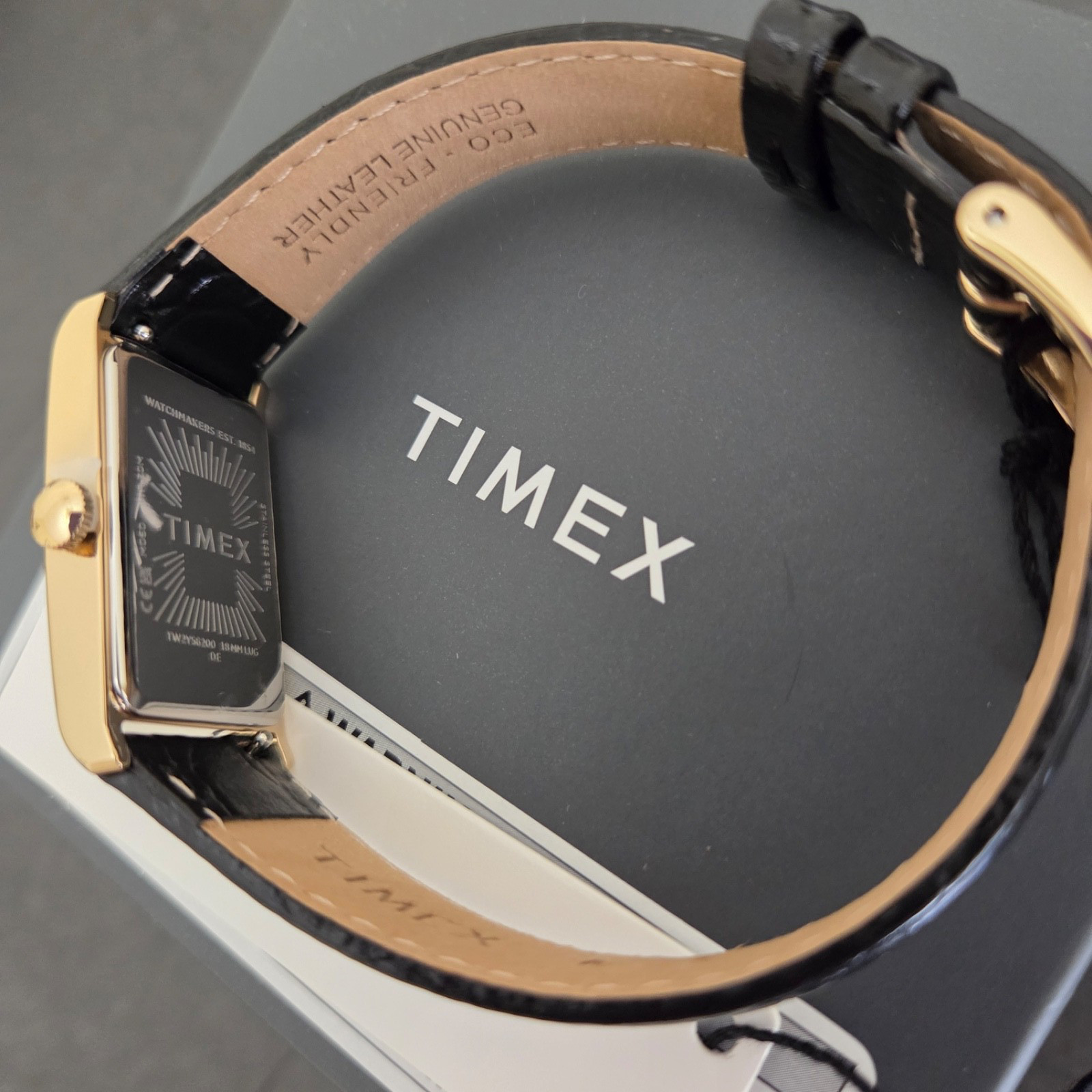 Limited Edition Timex 1976 Lexington Reissue Watch TW2Y56200