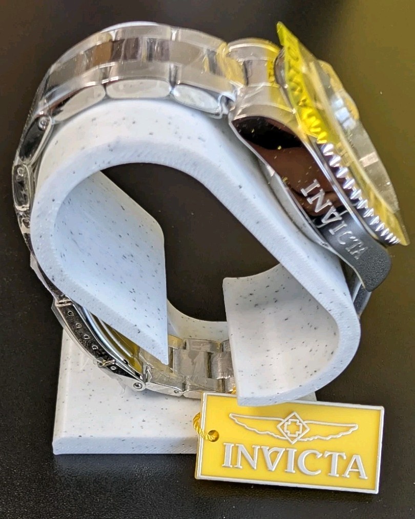 Invicta Pro Diver Automatic (Model 35688) – NWT