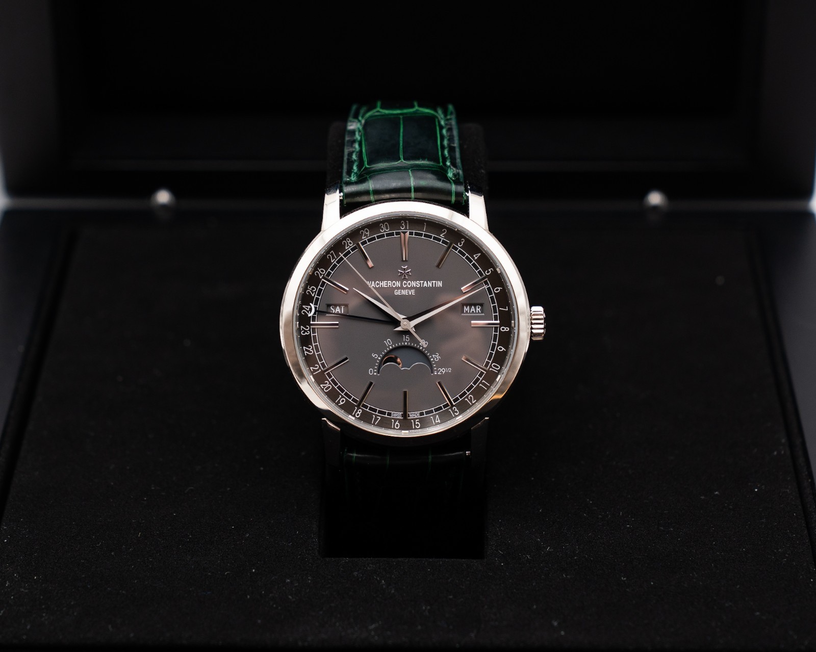 Vacheron Constantin 4010T Traditionnelle Complete Calendar 2022