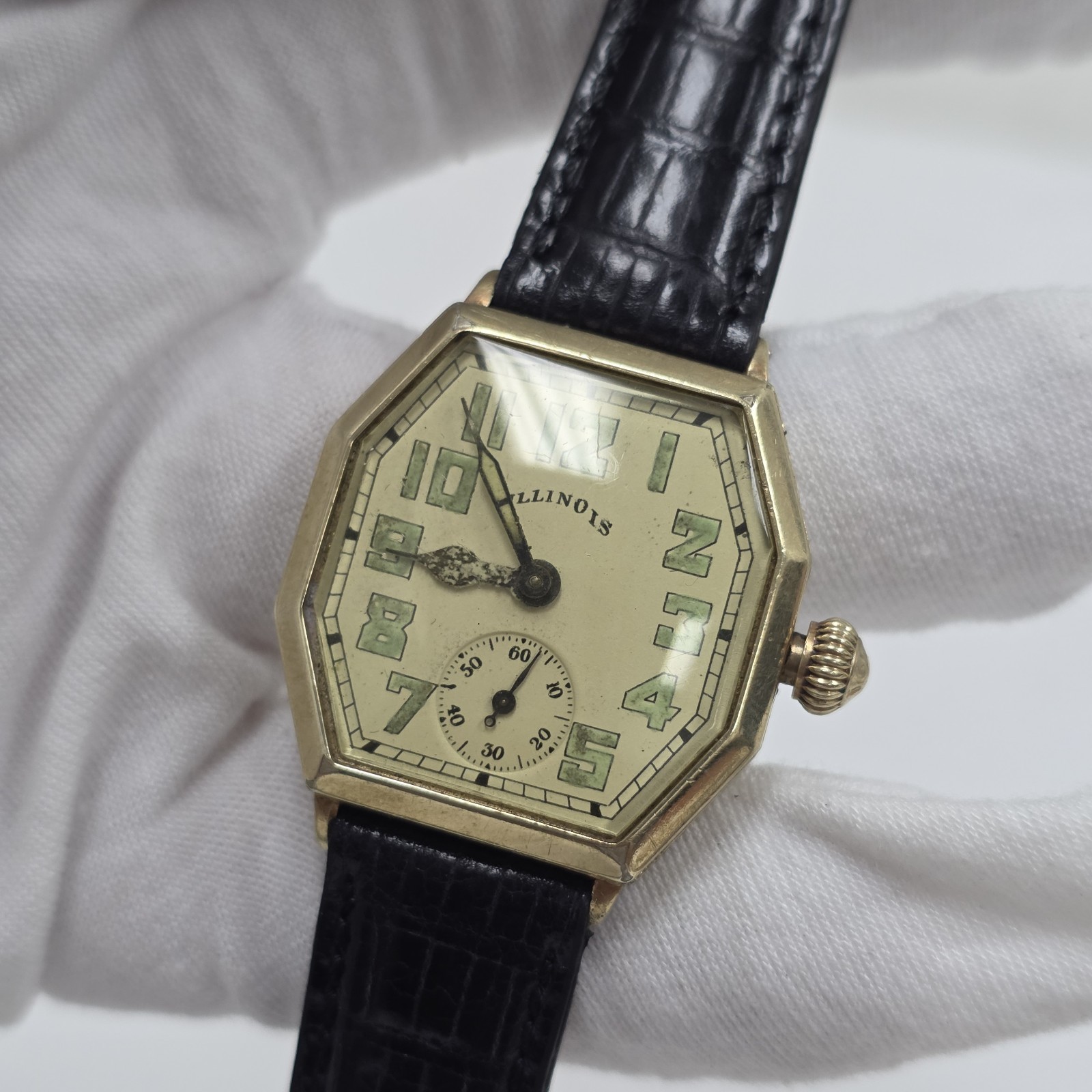 1928 Antique Art Deco Illinois Grade 24 Mens Watch 17 Jewel 3/0s 14k Gold Filled