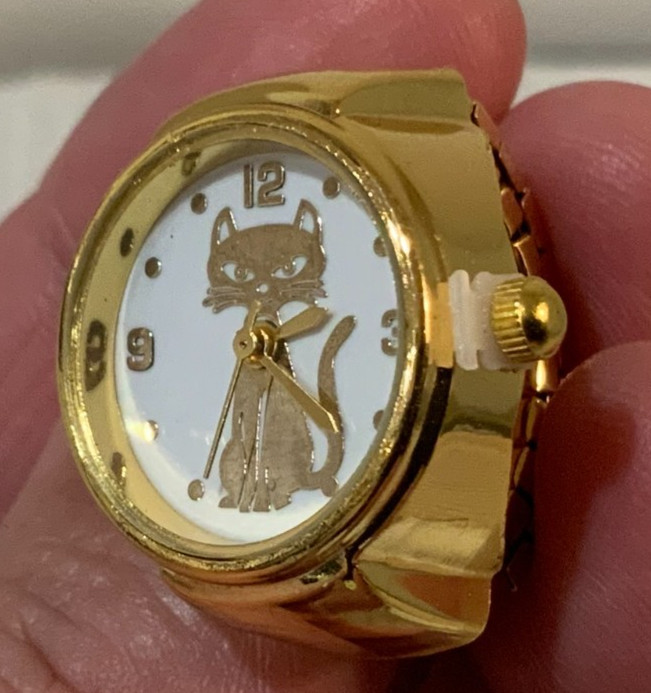 Golden Cat Quartz *Ring Watch*