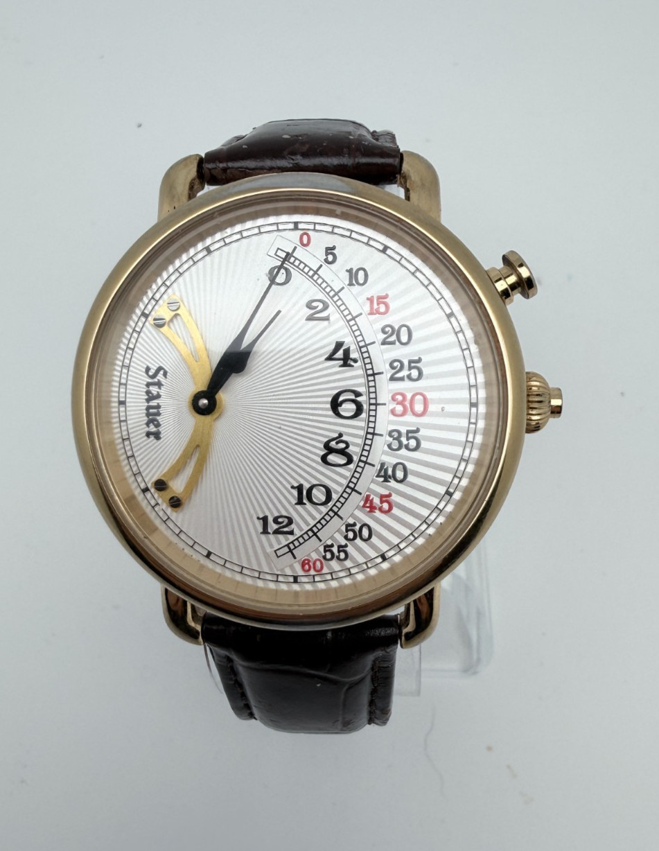 Stauer Retrograde 55097 Watch 43mm Gold Tone Crazy Wandering Interesting Quartz