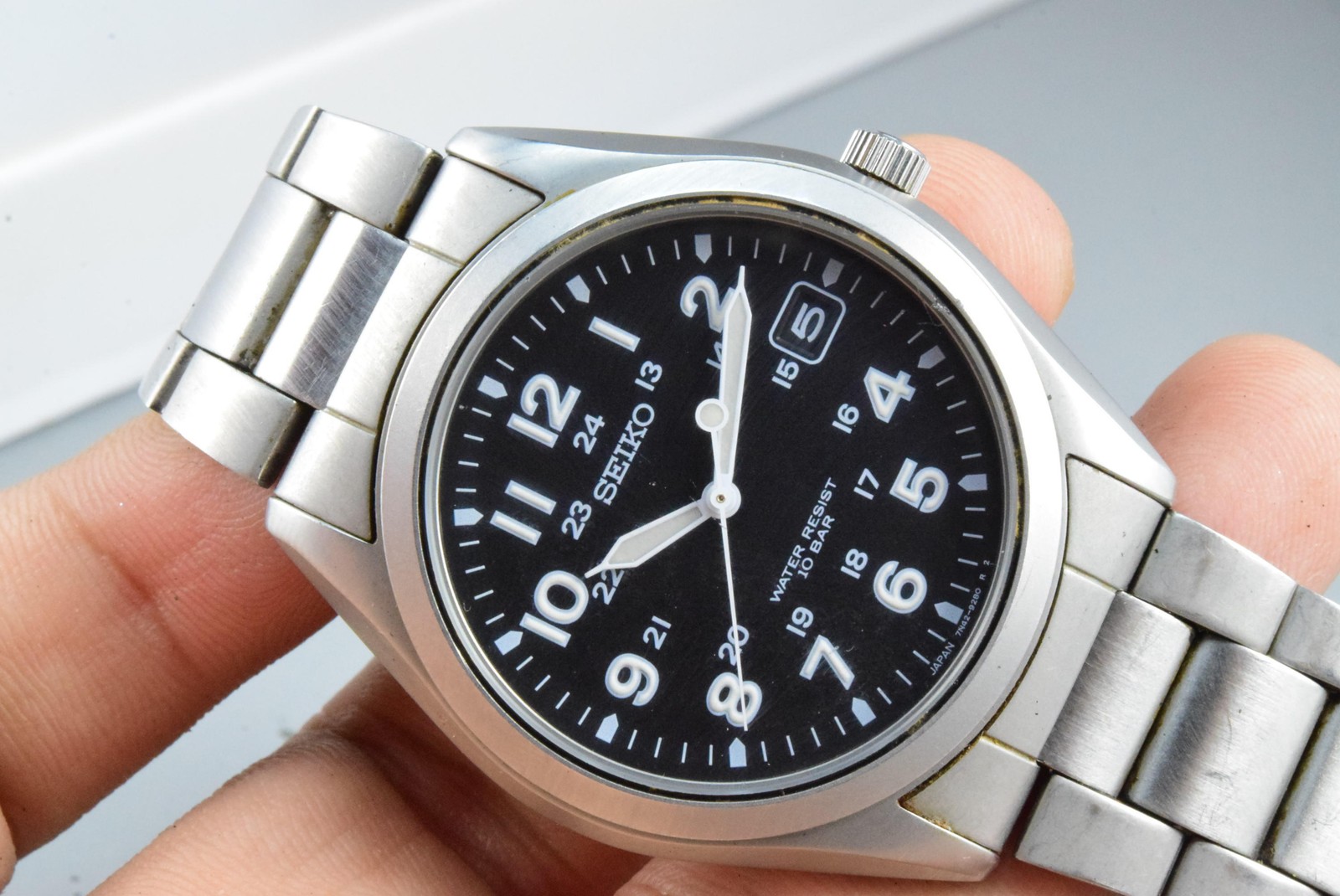 Vintage watch Seiko Titanium 7N42-8260 Black Men Quartz Round 39mm