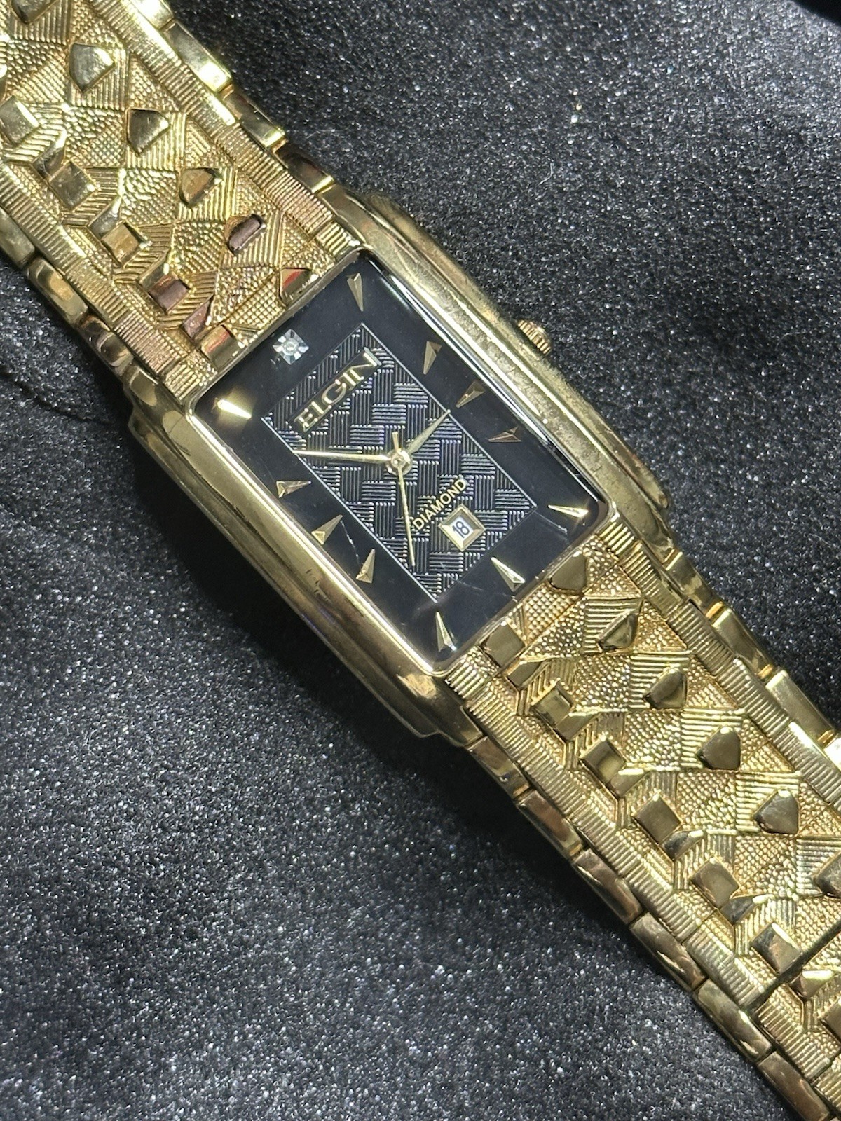 Elgin FG8014 Men’s Quartz Rectangle Watch Black Dial Date Diamond Gold Bracelet