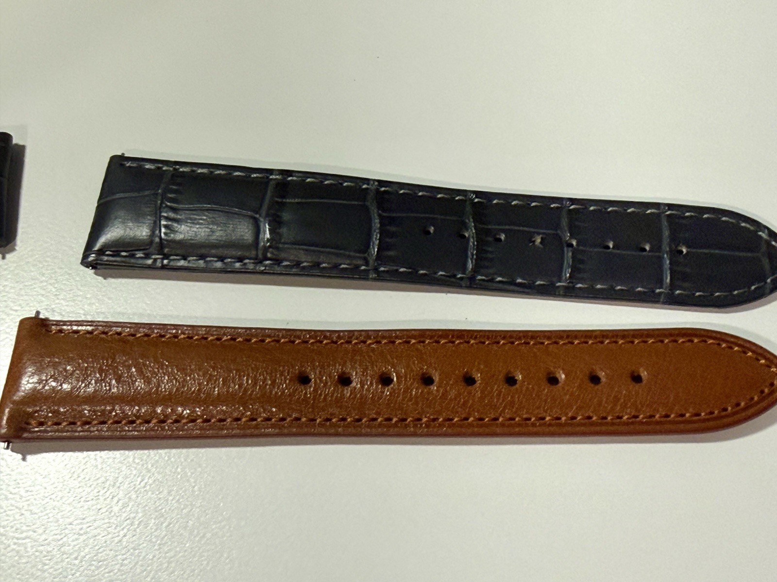 Tissot Gentleman Men’s Watch – T127.410.16.041.01 w 2 New Leather Straps