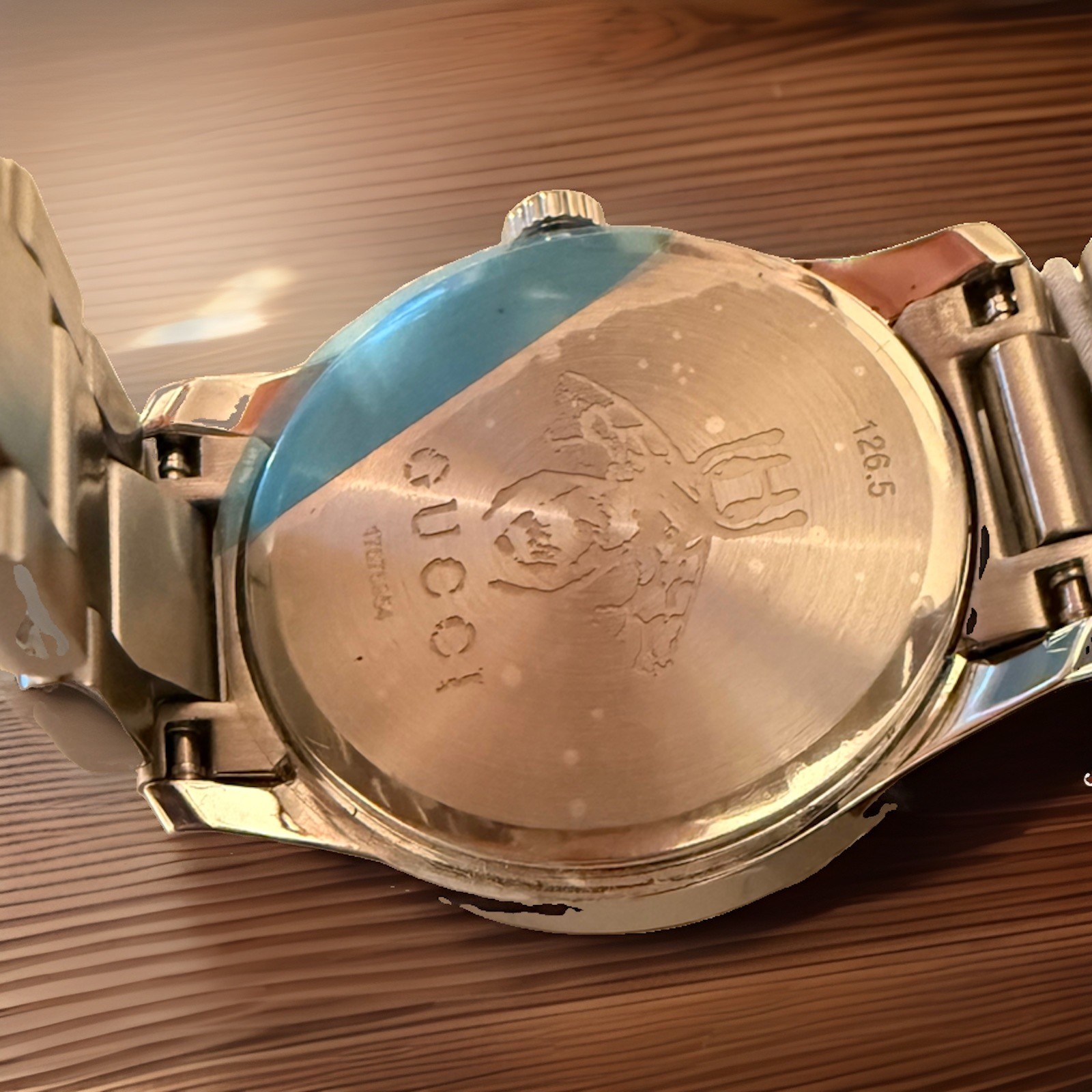Gucci G-Timeless 27mm Silver Stainless Steel Women’s Wristwatch