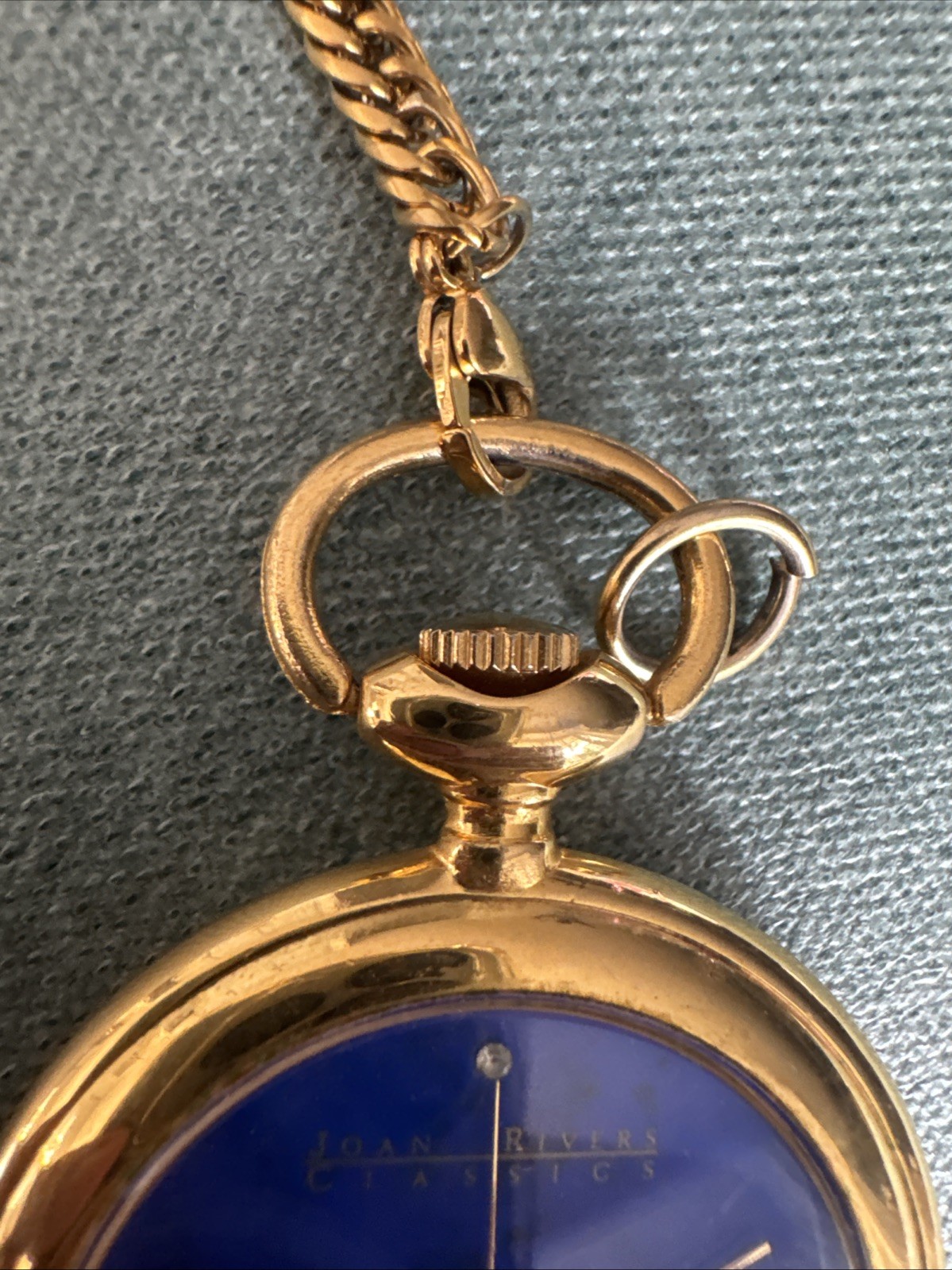 JOAN RIVERS CLASSICS GOLD TONE BLUE DIAL WATCH PENDANT