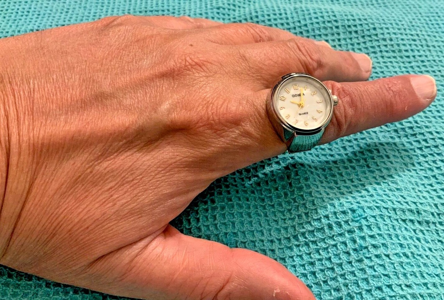 GOMIA Ring Watch