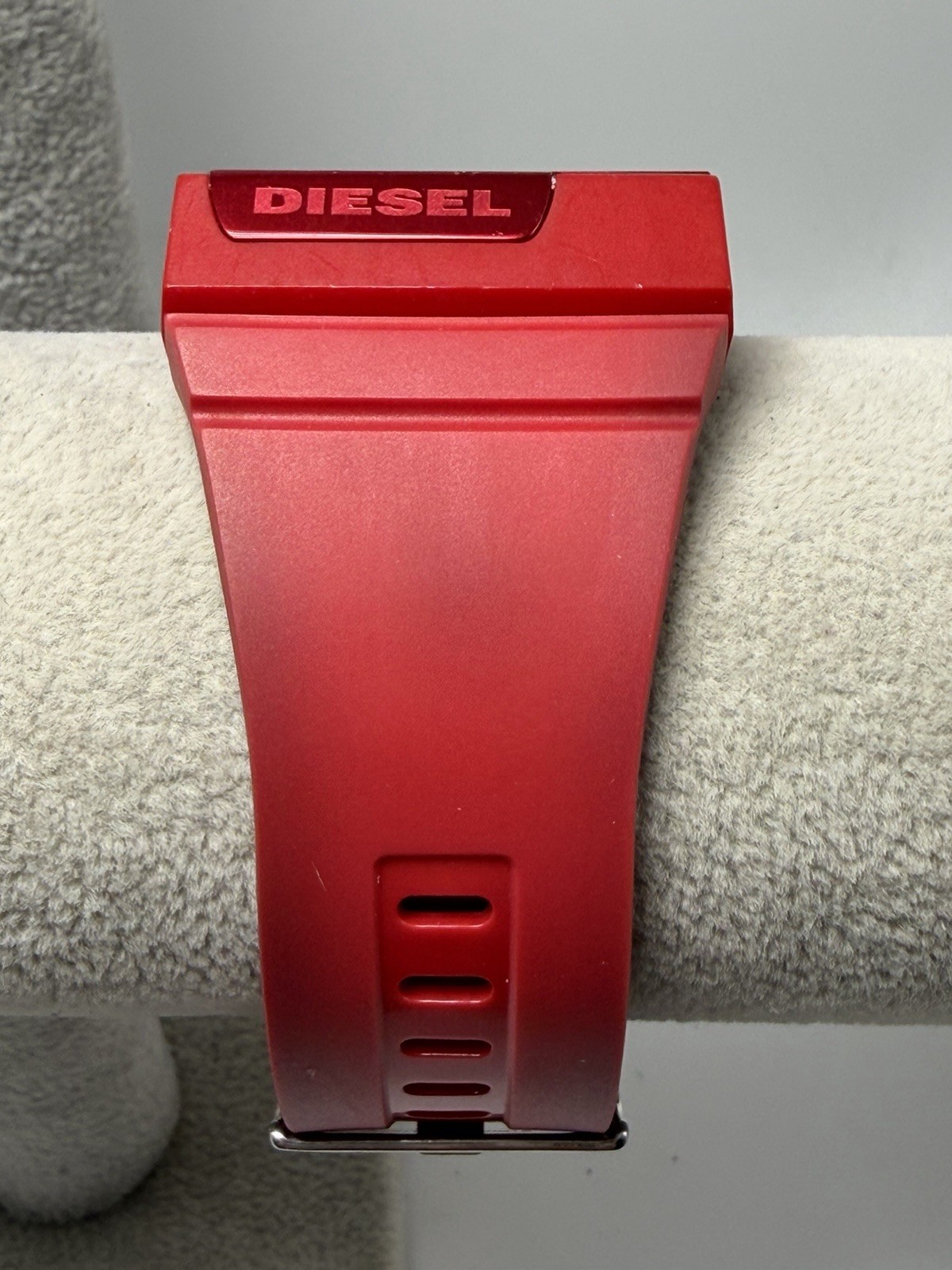 Diesel DZ-7132 New Battery Mens Digital Watch 38MM 8″ Red Rubber Band