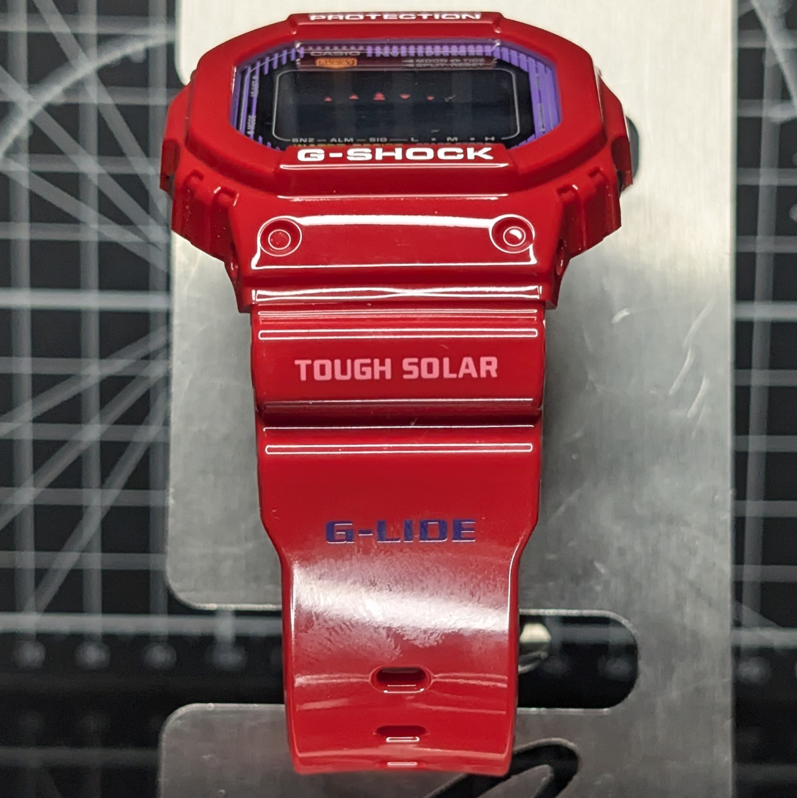Casio G-Shock Summer GWX-5600 G-Lide Solar Multiband Red Square GWX-5600C-4