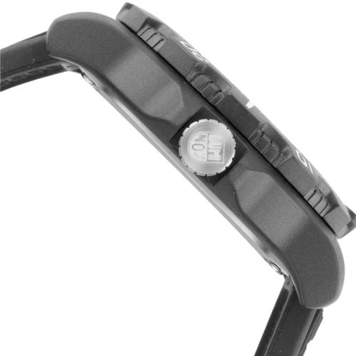 Luminox Black Ops Carbon Black Dial XL.8881.F Men’s Mineral Crystal Field Watch