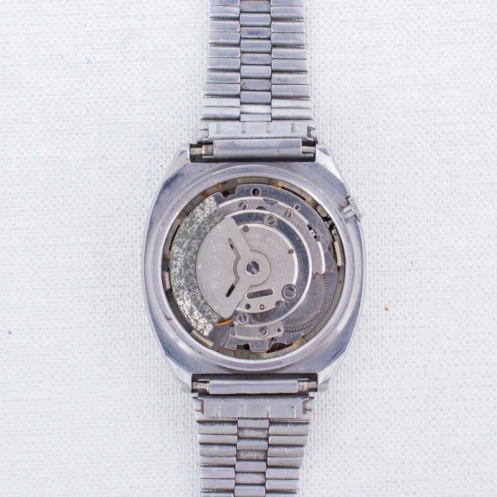 Vintage Seiko 5 Automatic Watch Dark Blue Dial with Gold Accents 6309-522A MINT
