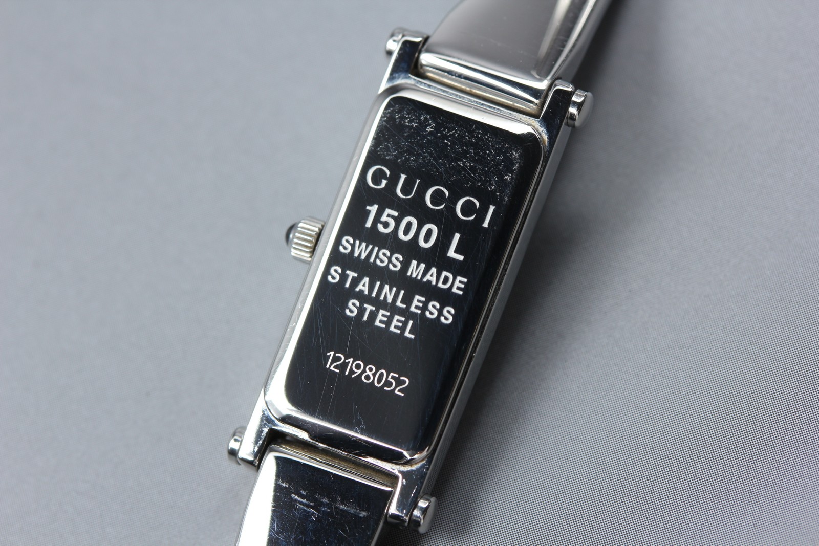 [Exc+5] GUCCI 1500L 12mm Shell Dial 1P Diamond Quartz Women’s Wrist Watch