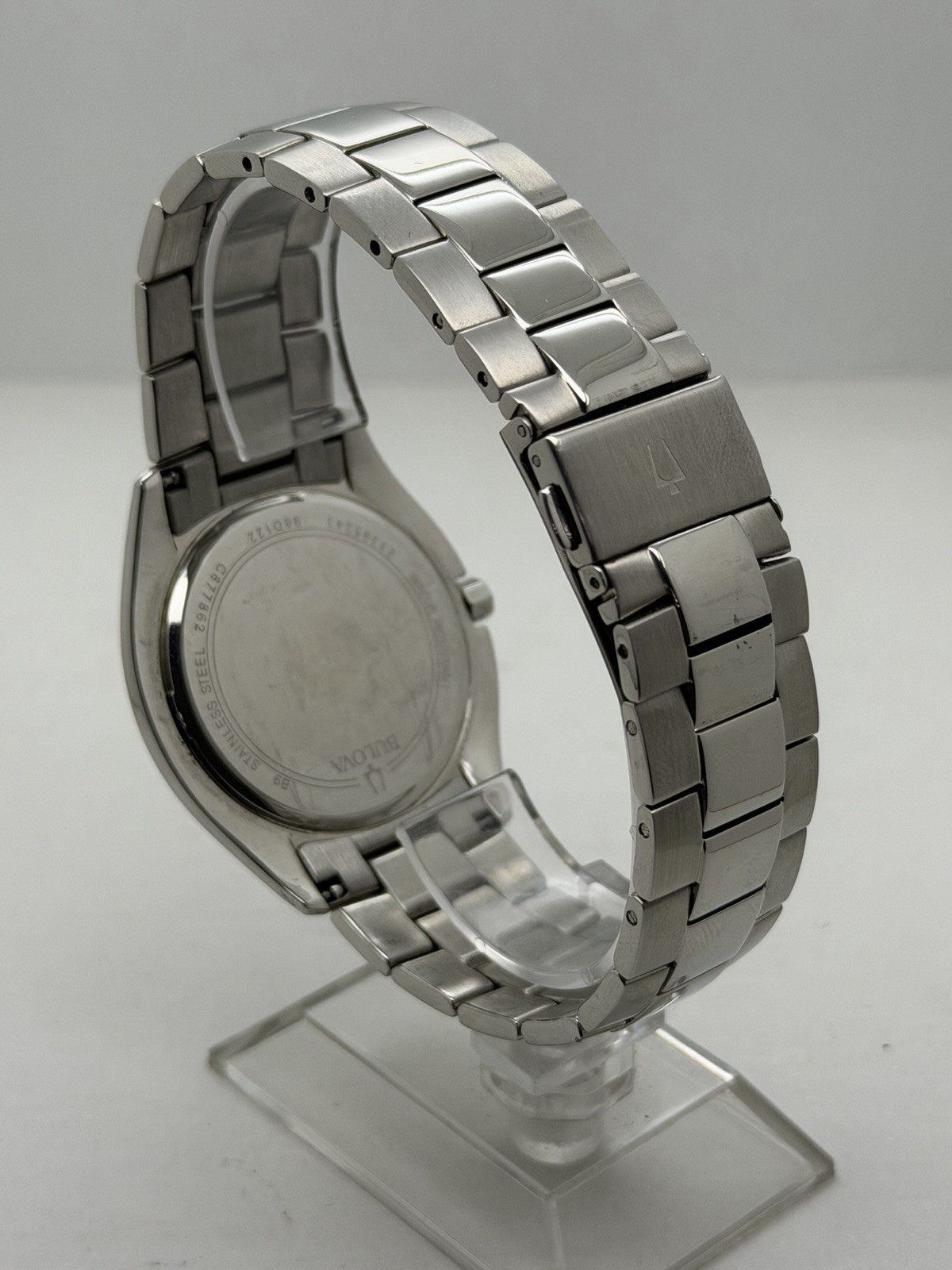 Bulova 96D122 Millennia Grey Dial Diamond Accent Date Indicator Men’s Watch 42mm