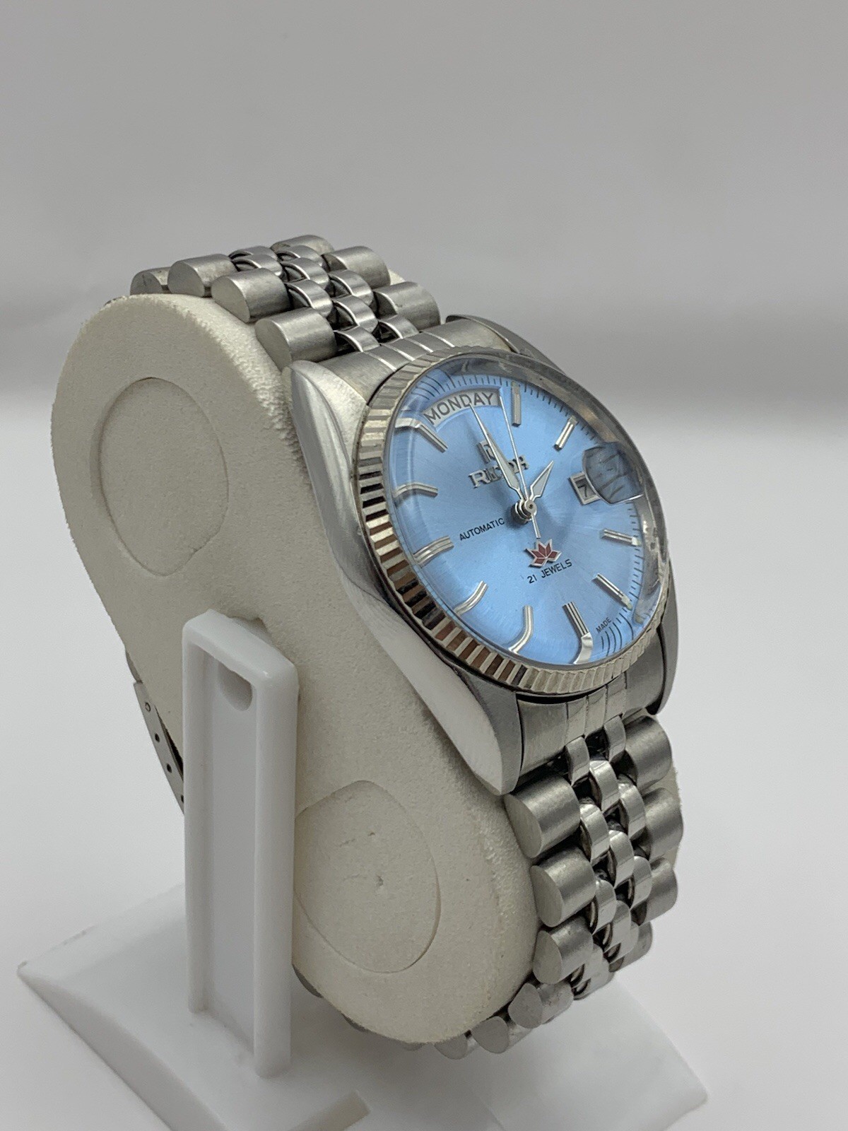 Ricoh President 061121 Automatic 21 Jewels Ice-Blue Dial Men’s Wristwatch Japan.