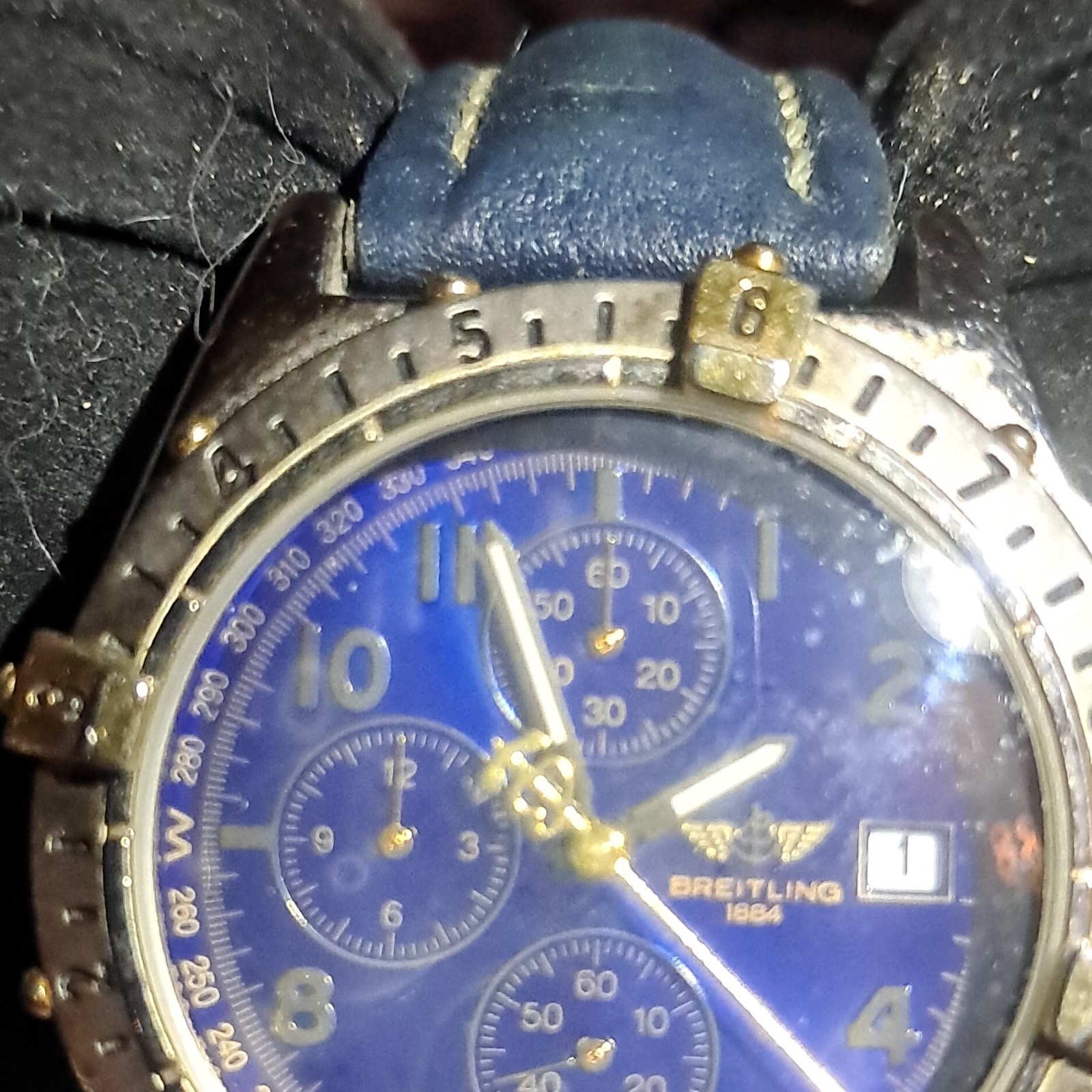 Breitling Blue Dial Chronograph Date Quartz Watch Blue Leather Strap 12-Hr
