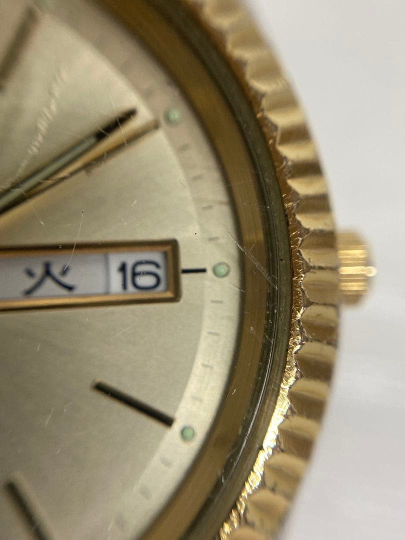 CITIZEN QUARTZ 6100-K09311 Gold Silver