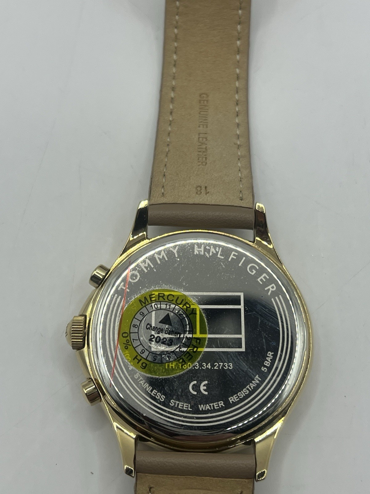 Tommy Hilfiger Women’s Needs New Battery leather band