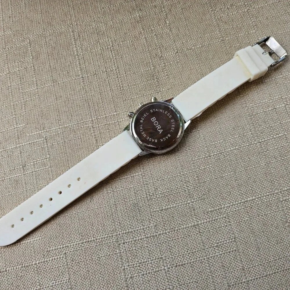 Bora Wristwatch Crytals Accent Bezel Fashion Analog Quartz Women Wrist Watch