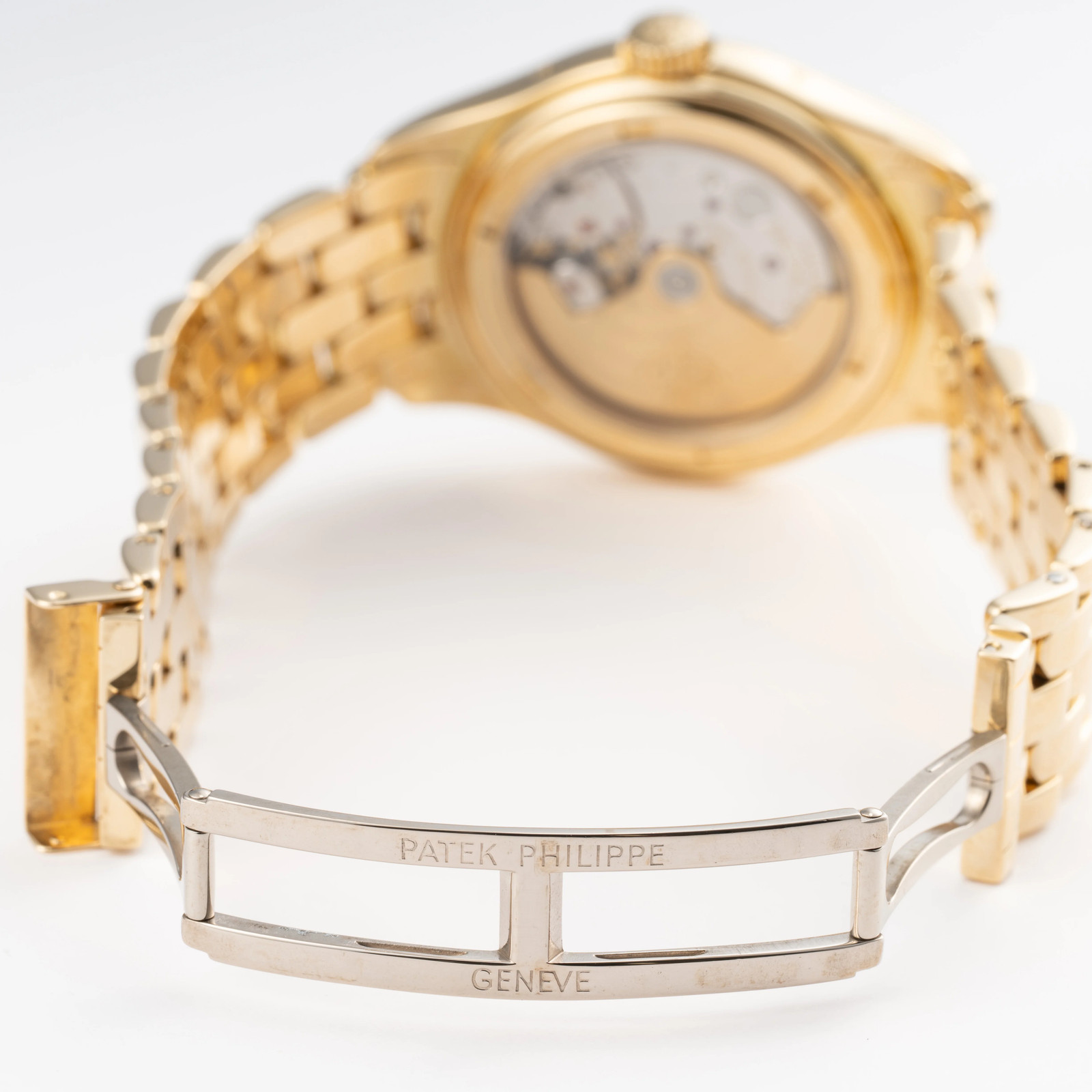 Patek Philippe Annual Calendar 5036/1J-001 Mens Watch Box Papers