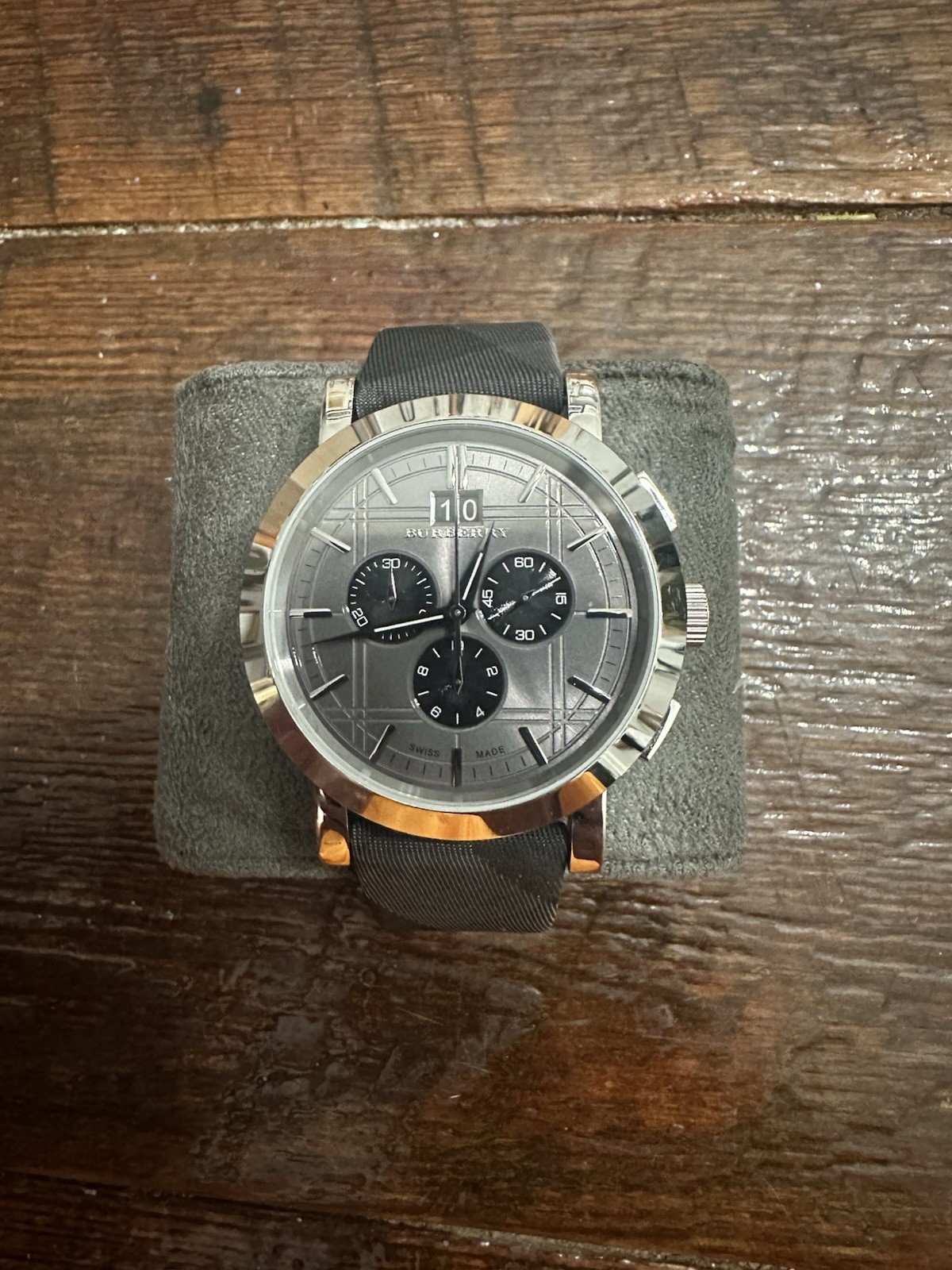 Burberry Mens’s Chronograph Watch BU1756 Swiss Made 44mm New Needs Battery