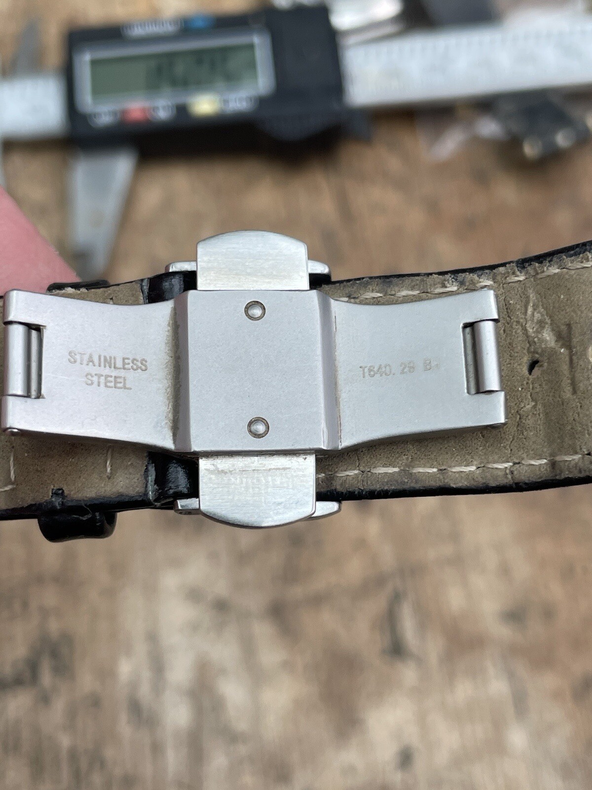 Tissot 640 28 BN Deployment Clasp And Strap.