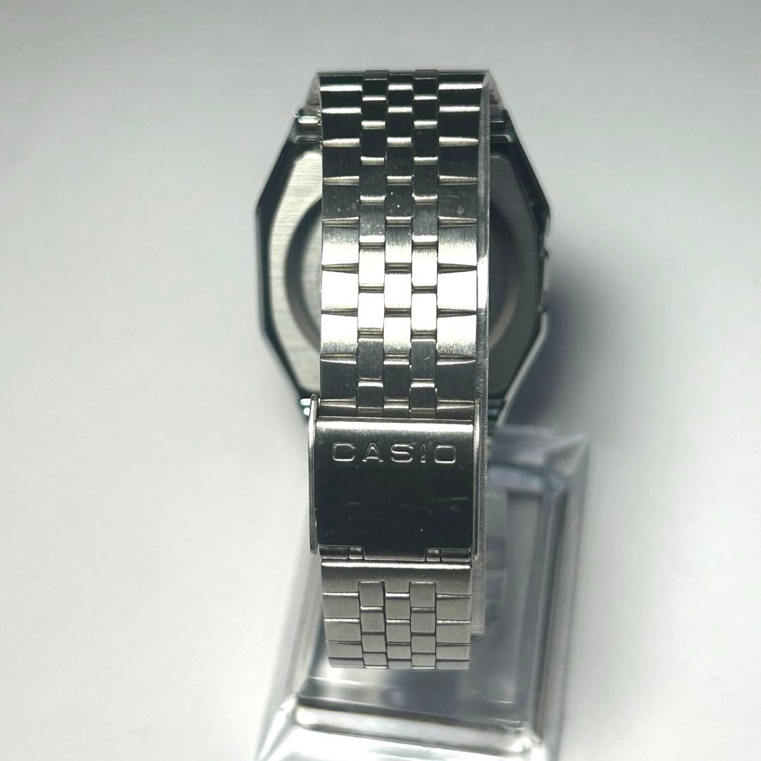 CASIO B817 80s “Old Cheap” Blue Vintage