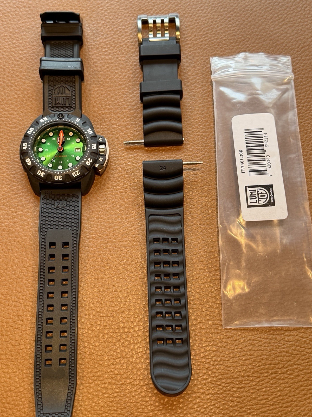 Luminox Scott Cassell Deep Dive Quartz Diver Watch 300m Green Dial 44mm