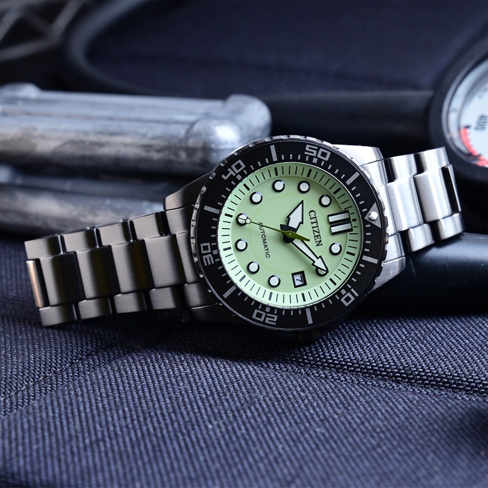 Citizen NJ0177-84X Ø 43mm chrono automatic eco-drive date Luminous Dial w/box