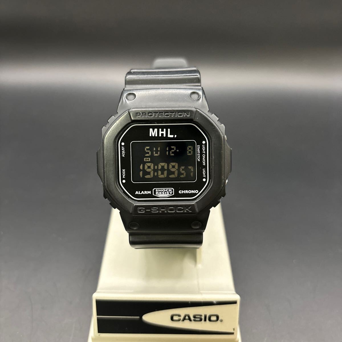 CASIO MHL. G-SHOCK Watch DW-5600VT