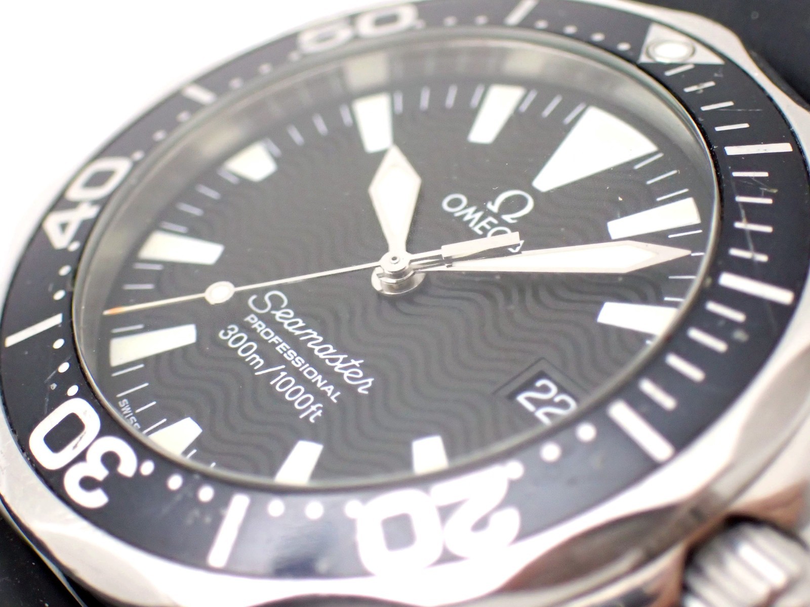 OMEGA Seamaster Professional 300m Mid Size 36mm Quartz Date Watch 2262.50