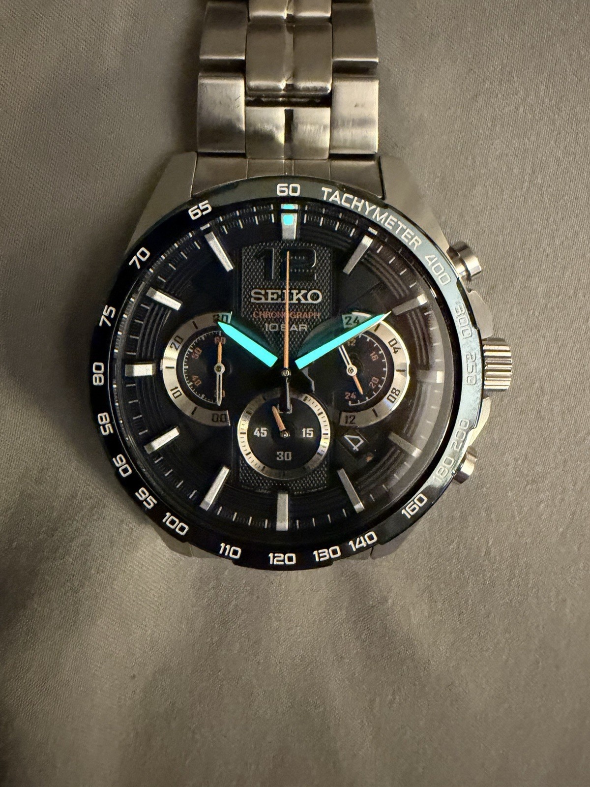 Seiko Quartz Chronograph Tachymeter Date Blue Dial Steel Bracelet 47mm