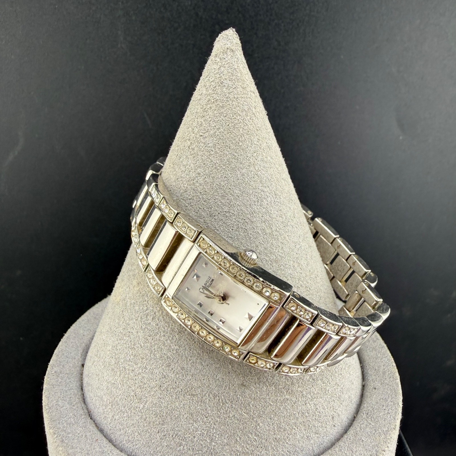 Vintage Caravelle by Bulova Woman’s Watch Silver Tone 6.5” Untested