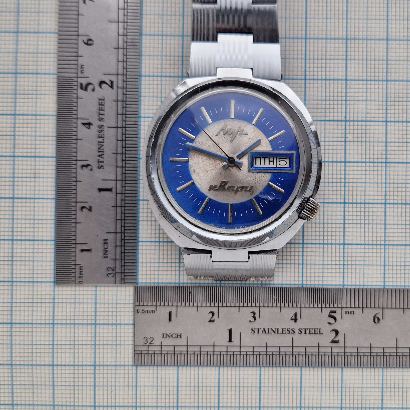 LUCH QUARTZ Vintage ELECTRO – MECHANICAL Hibrid movement cal.3055 Spares/Repairs