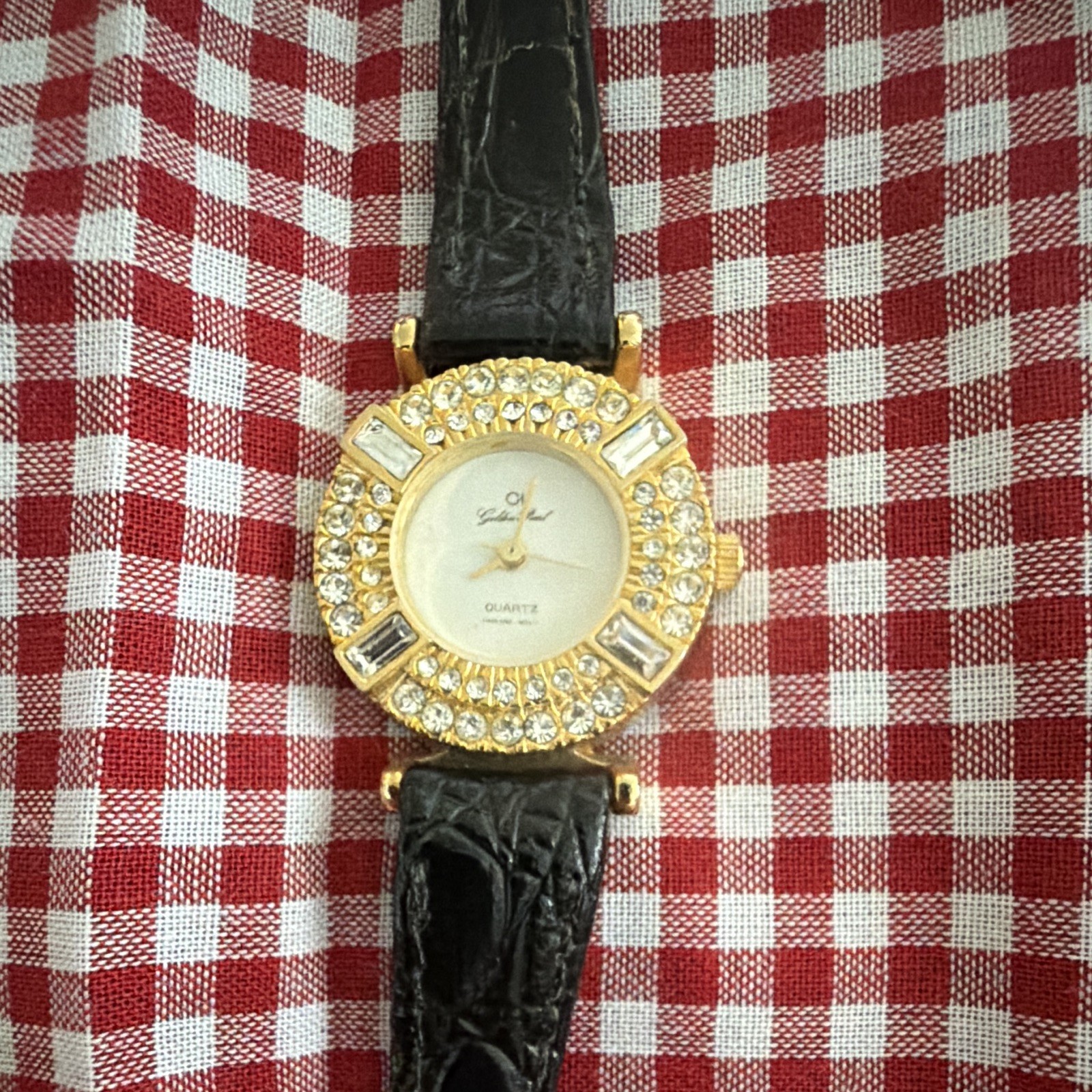 Gloria Vanderbilt Quartz Gold Tone Crystal Bezel Watch Black Leather