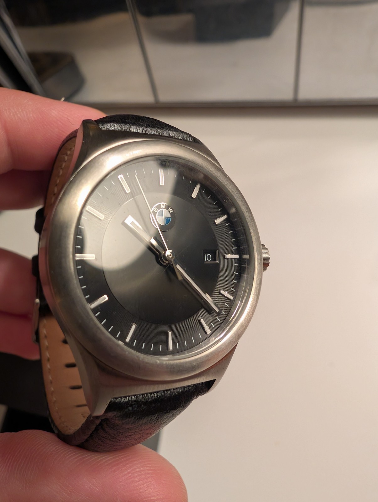 NEW MEN’S 32mm SWISS ADVERTISING “BMW” QUARTZ WATCH PERFECT CONDITION WITH BOX