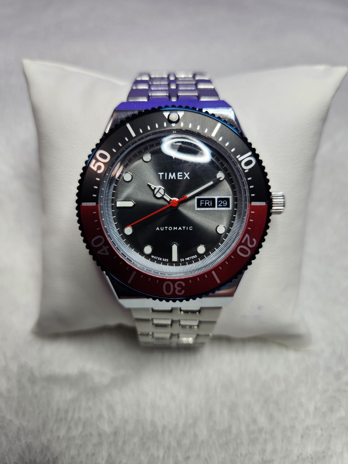 Timex Waterbury Automatic Dive Watch 40mm “Coke” Bezel Day-Date – TW2V25100