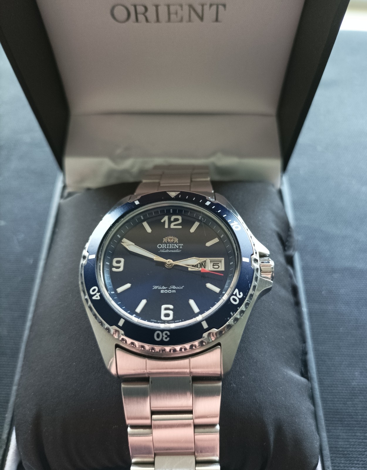 Orient Mens Mako II Automatic Stainless Steel Diving Watch Blue with accessories